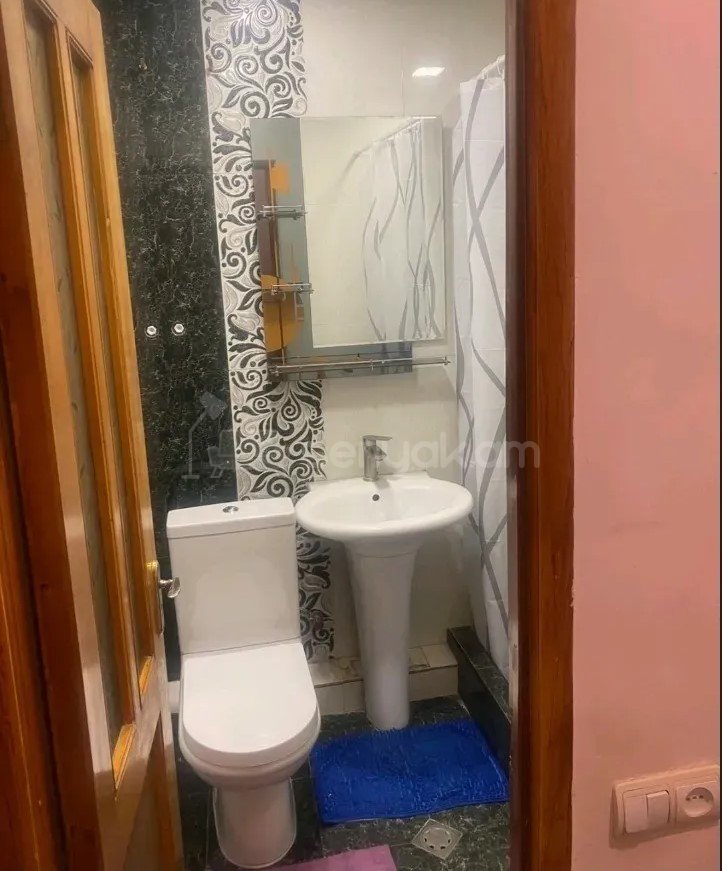 1 Սենյականոց Բնակարան, 43քմ, 9/9 հարկ, Կոսմետիկ Վերանորոգված