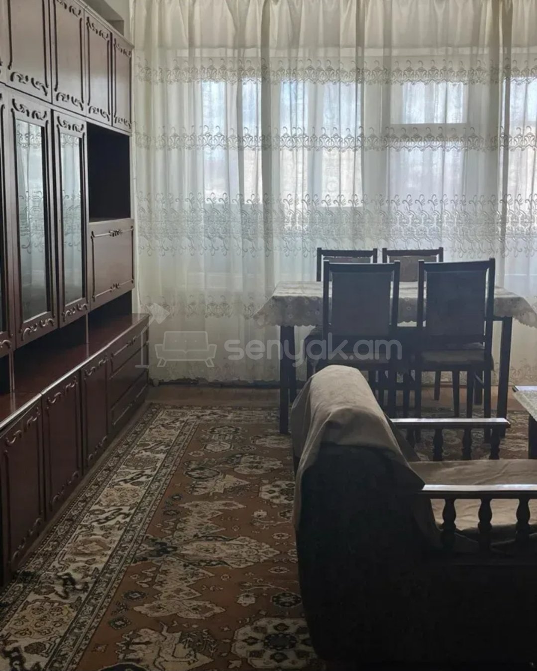 3 Սենյականոց Բնակարան, 85քմ, 9/10 հարկ, Նորմալ Վիճակում, Կահավորված, Արևկող