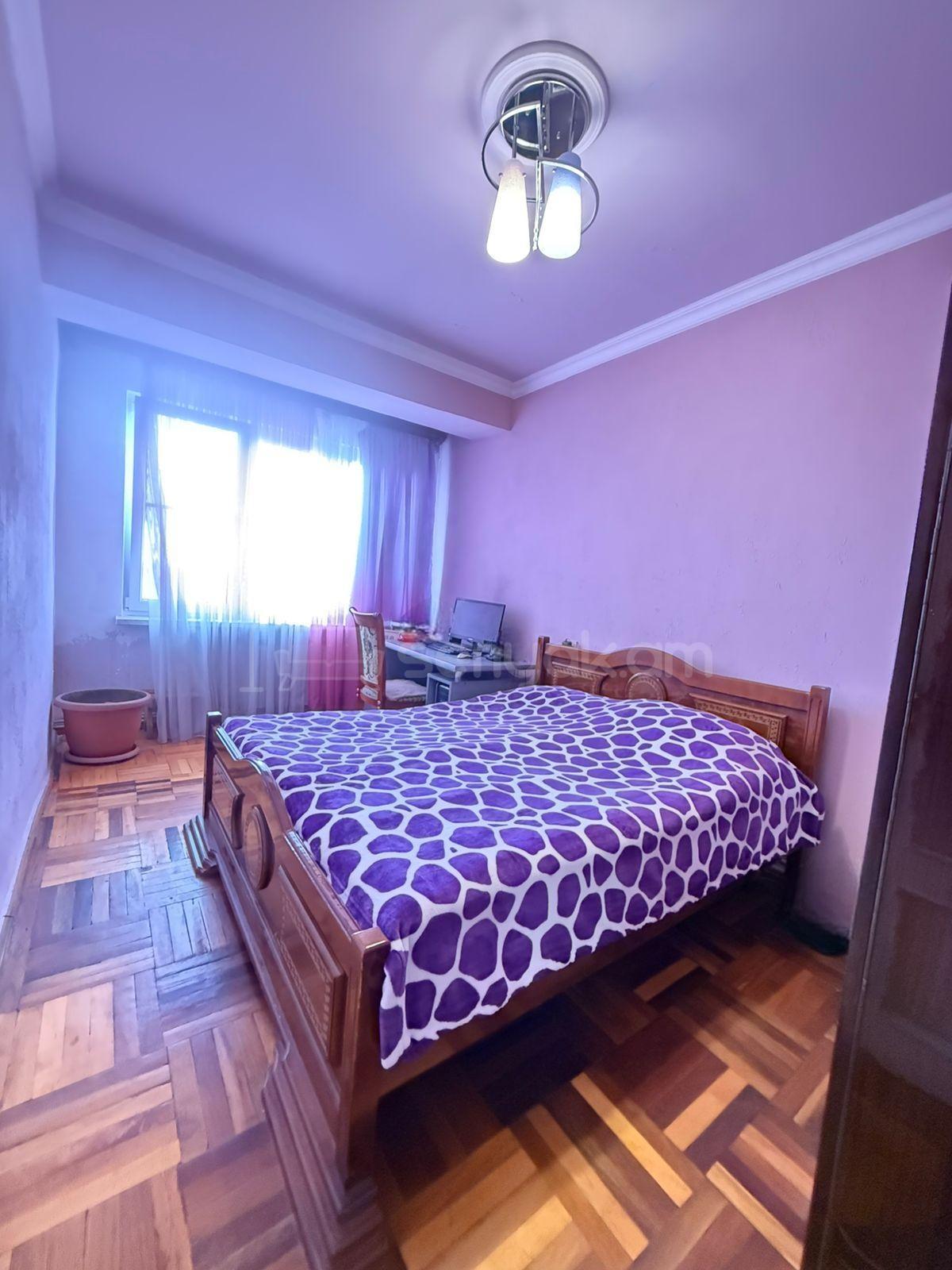 3 Սենյականոց Բնակարան, 82քմ, 8/14 հարկ, Նորմալ Վիճակում