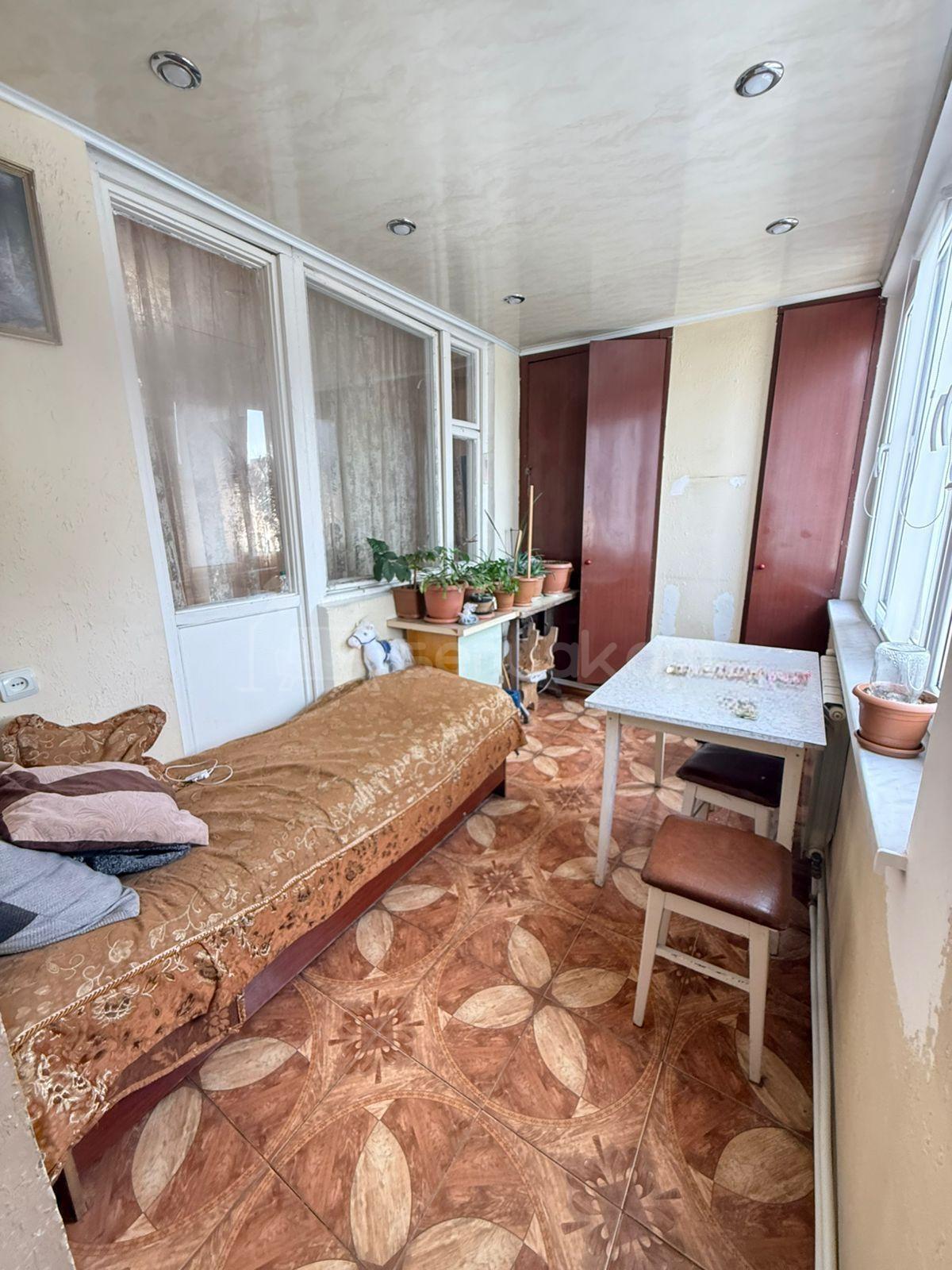 3 Սենյականոց Բնակարան, 82քմ, 8/14 հարկ, Նորմալ Վիճակում