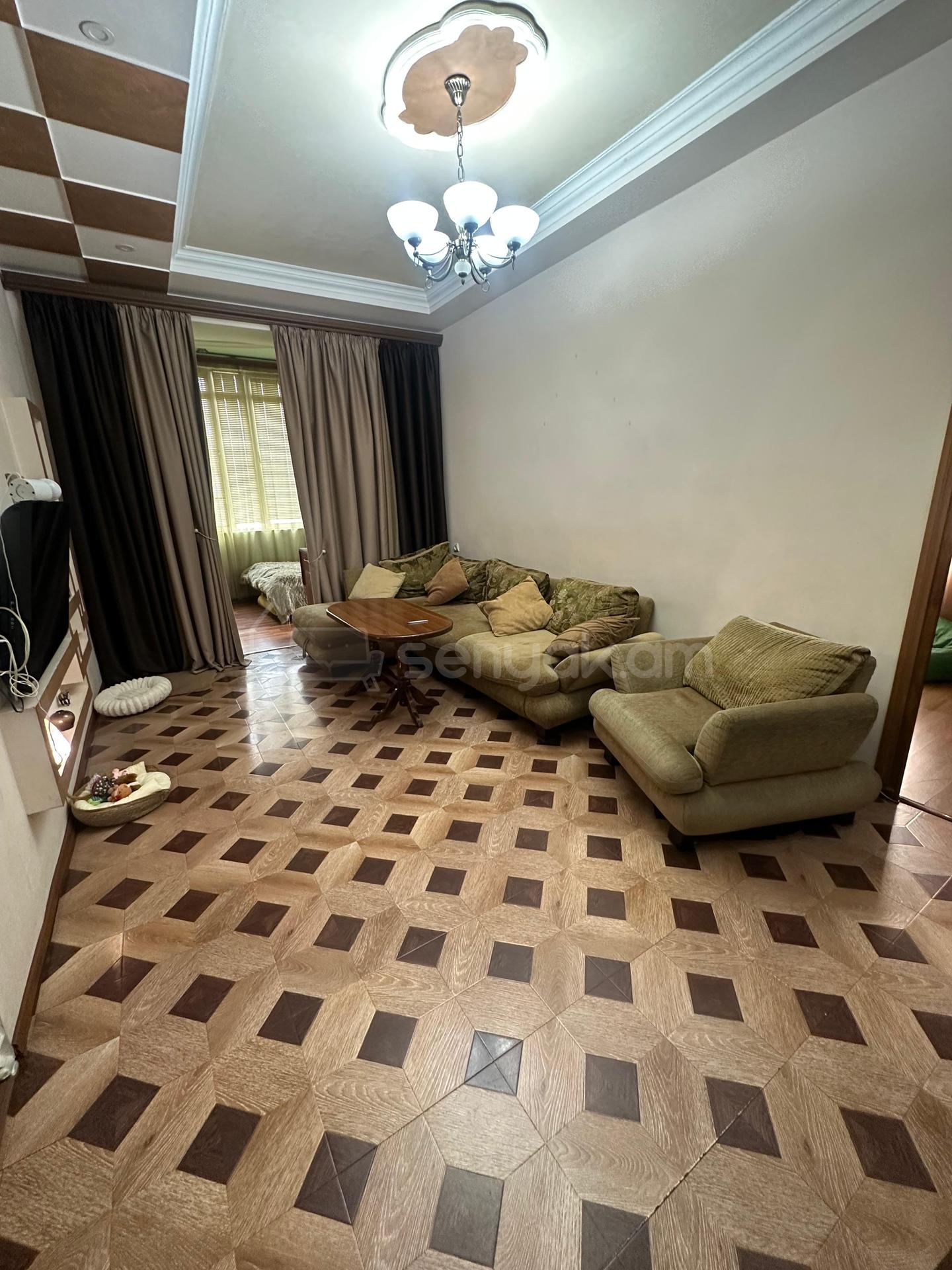 3 Սենյականոց Բնակարան Քարե Շենքում, 67քմ, 3/4 հարկ, Կապիտալ Վերանորոգված