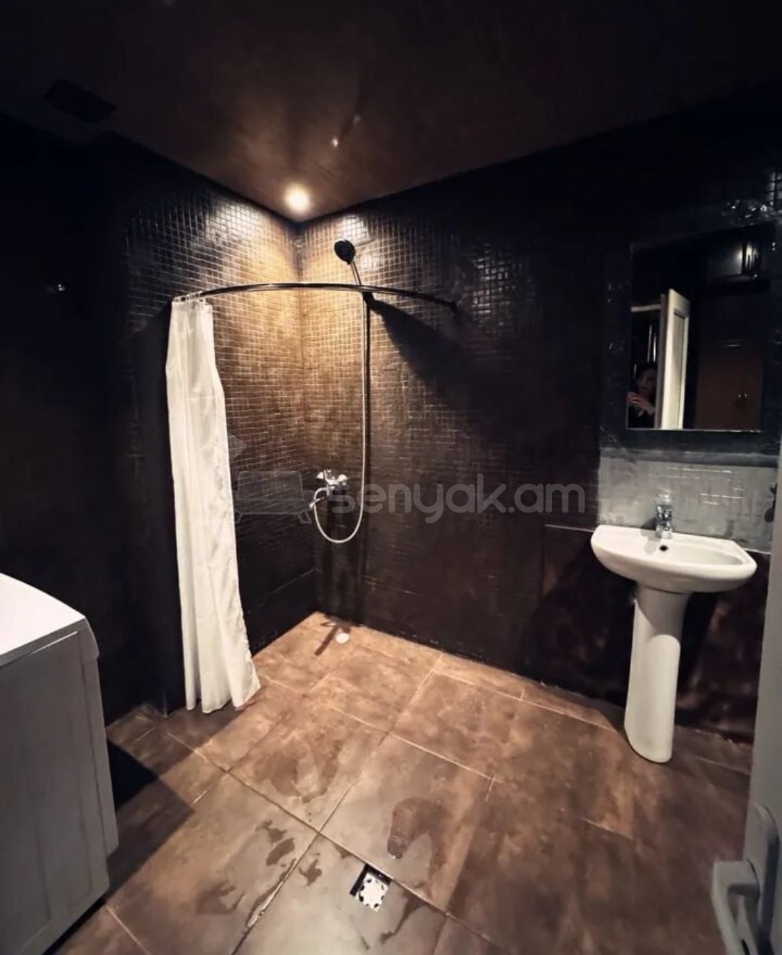 3 Սենյականոց Բնակարան Նորակառույցում, 110քմ, 9/11 հարկ, Դիզայներական Վերանորոգված, Կահավորված