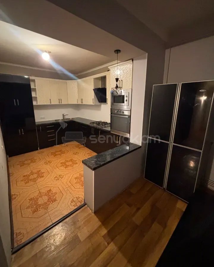 3 Սենյականոց Բնակարան, 76քմ, 13/14 հարկ, Նորմալ Վիճակում, Կահավորված