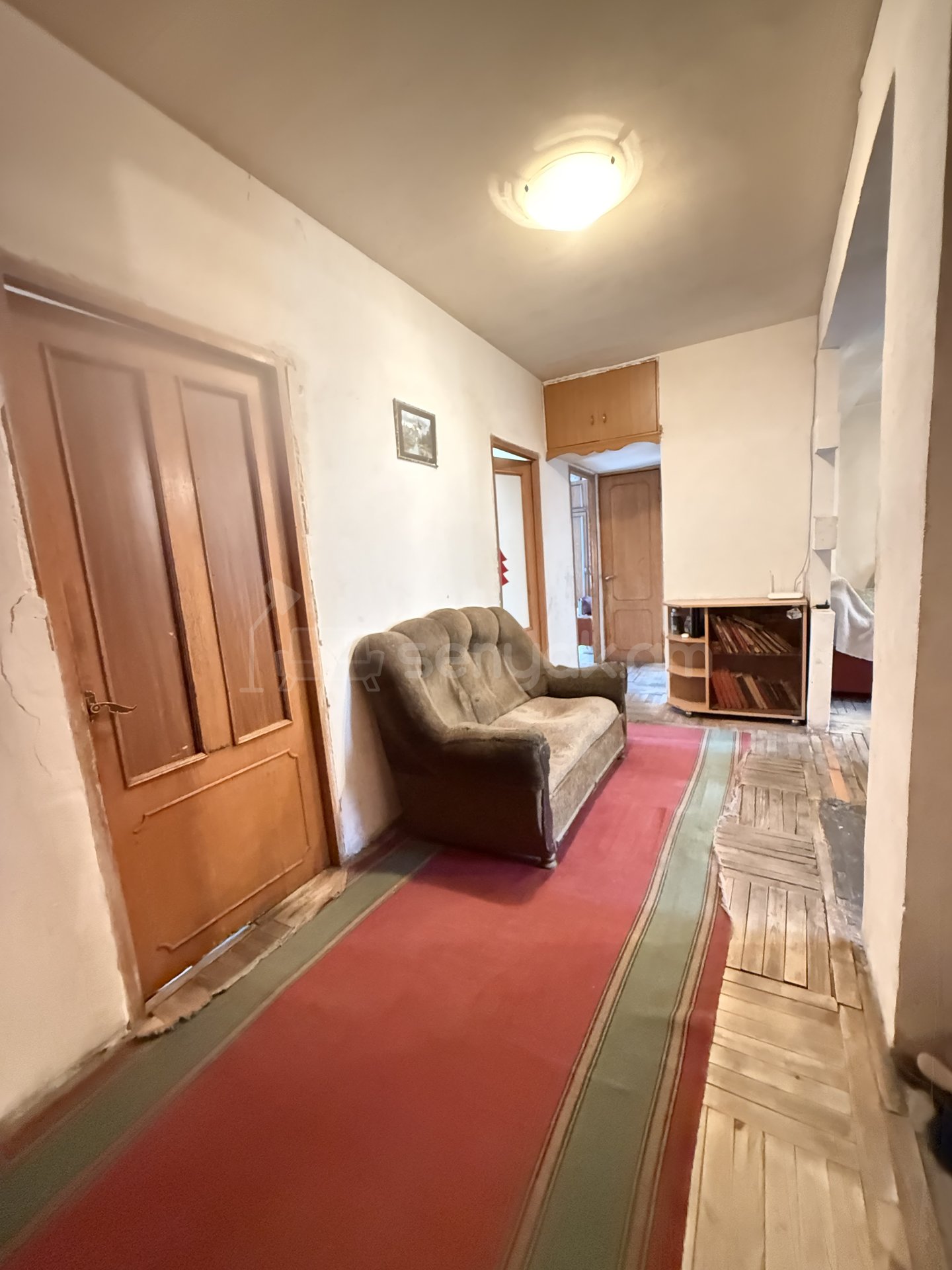 4 Սենյականոց Բնակարան, 86քմ, 3/9 հարկ, Պետական Վիճակում