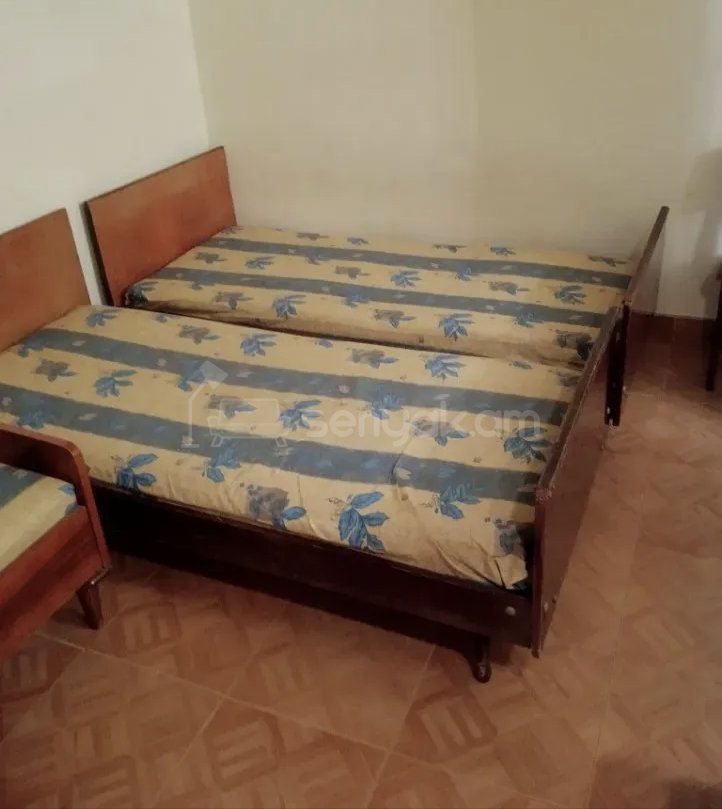 2 Սենյականոց Բնակարան Քարե Շենքում, 54քմ, 1/1 հարկ, Նորմալ Վիճակում, Կահավորված