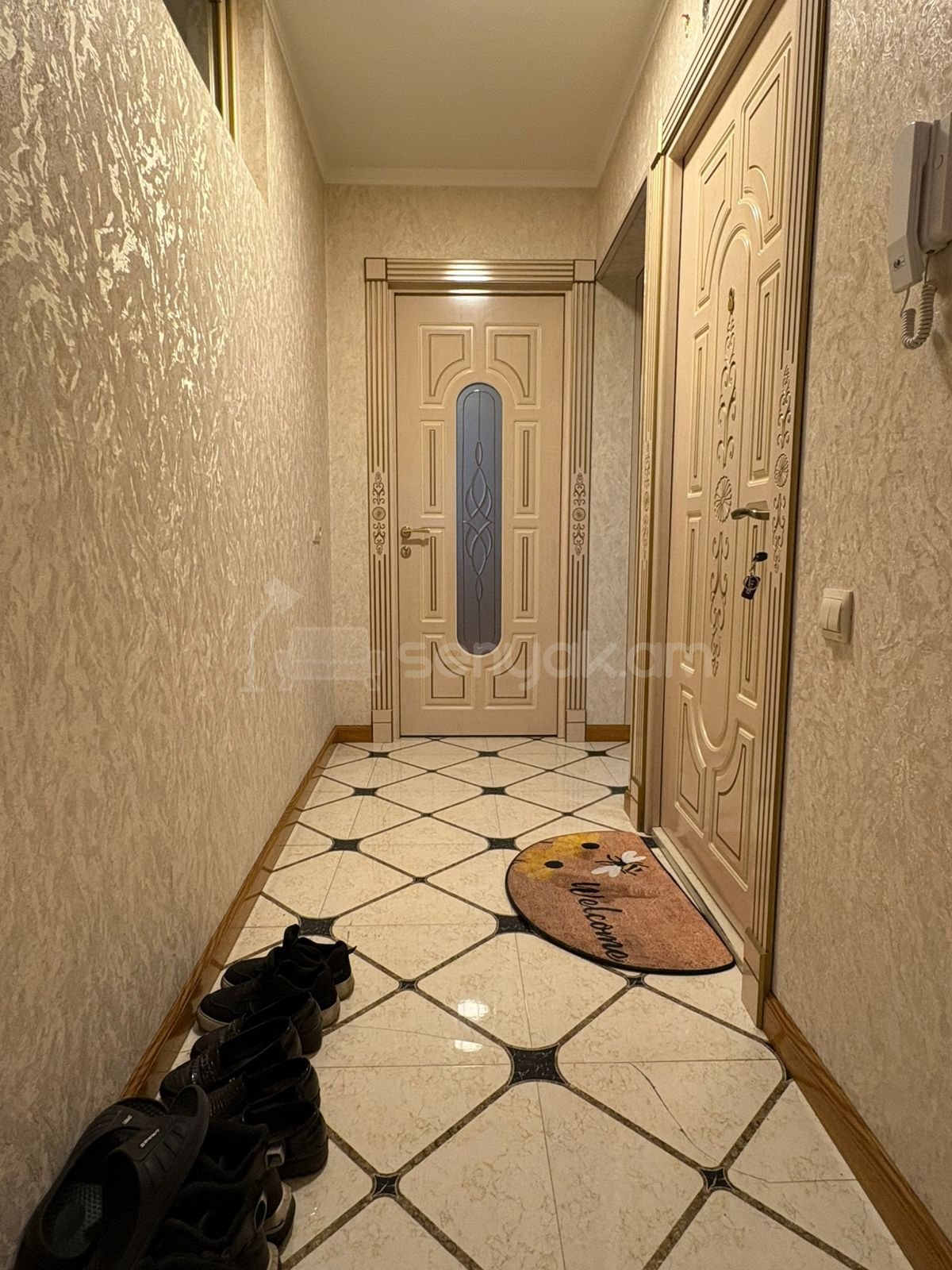 3 Սենյականոց Բնակարան, 64քմ, 1/5 հարկ, Կապիտալ Վերանորոգված