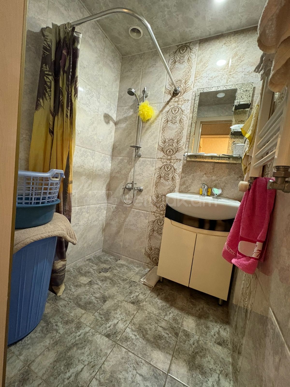 3 Սենյականոց Բնակարան, 64քմ, 1/5 հարկ, Կապիտալ Վերանորոգված