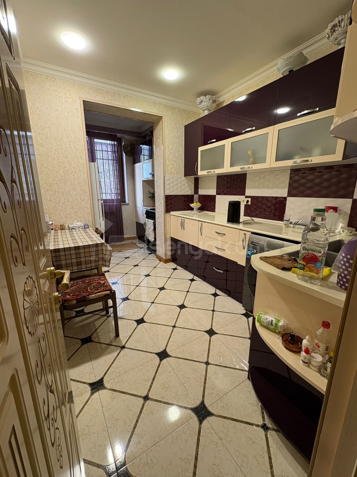 3 Սենյականոց Բնակարան, 64քմ, 1/5 հարկ, Կապիտալ Վերանորոգված