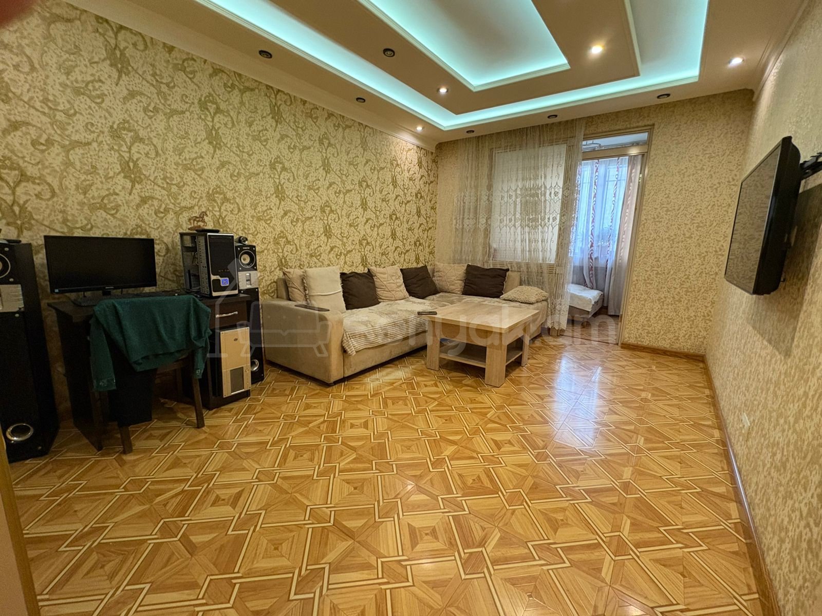 3 Սենյականոց Բնակարան, 64քմ, 1/5 հարկ, Կապիտալ Վերանորոգված