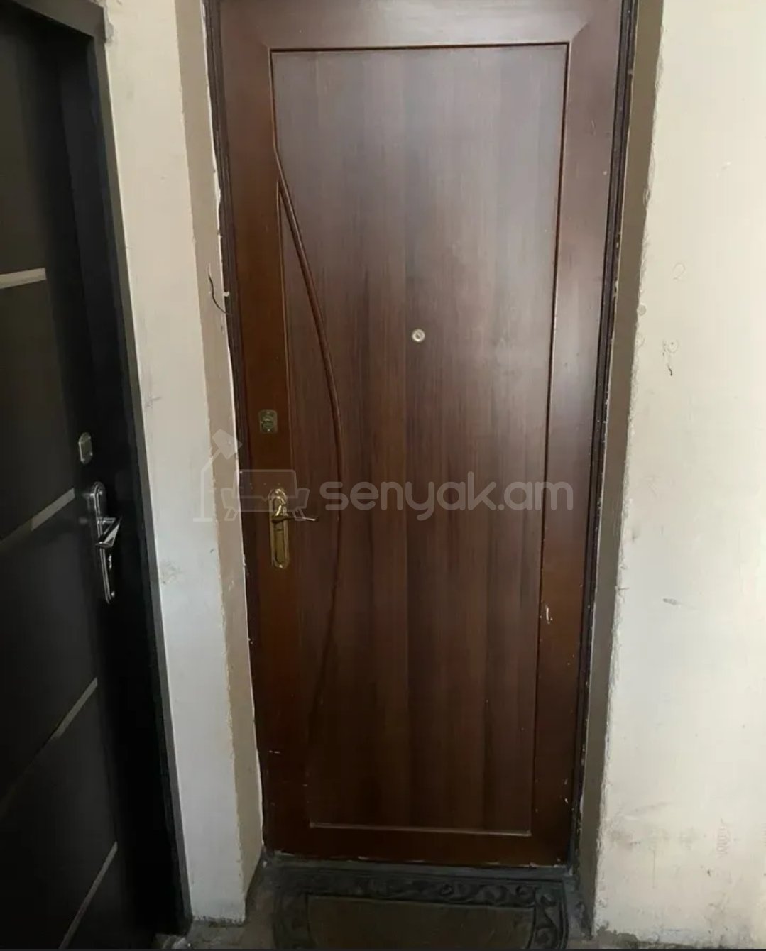 4 Սենյականոց Բնակարան Քարե Շենքում, 130քմ, 1/5 հարկ, Կապիտալ Վերանորոգված, Կահավորված, Արևկող