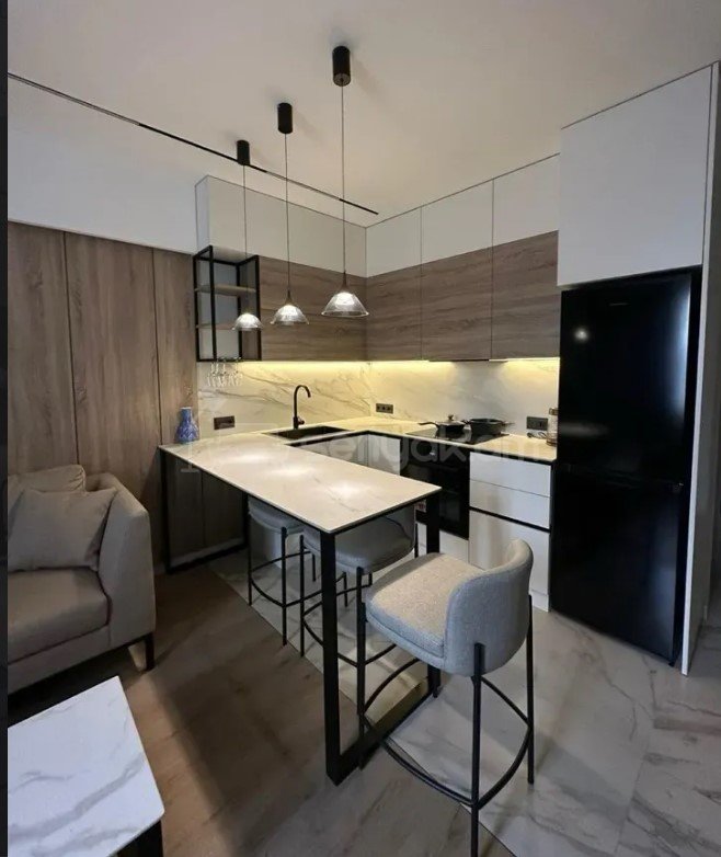 2 Սենյականոց Բնակարան, 50քմ, 3/9 հարկ, Դիզայներական Վերանորոգված, Կահավորված