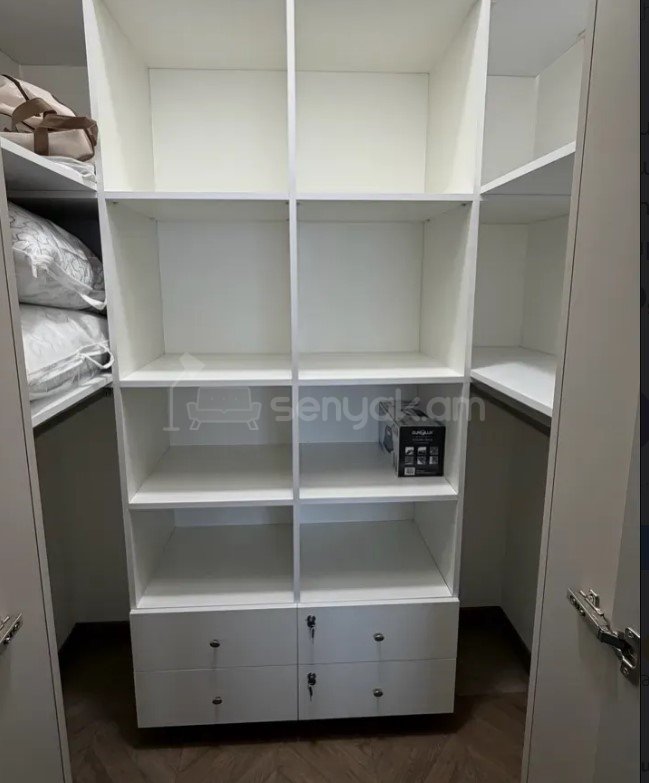 3 Սենյականոց Բնակարան Նորակառույցում, 74քմ, 15/18 հարկ, Դիզայներական Վերանորոգված, Կահավորված