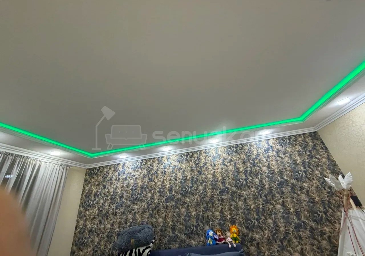 2 Սենյականոց Բնակարան Քարե Շենքում, 53քմ, 5/5 հարկ, Կապիտալ Վերանորոգված