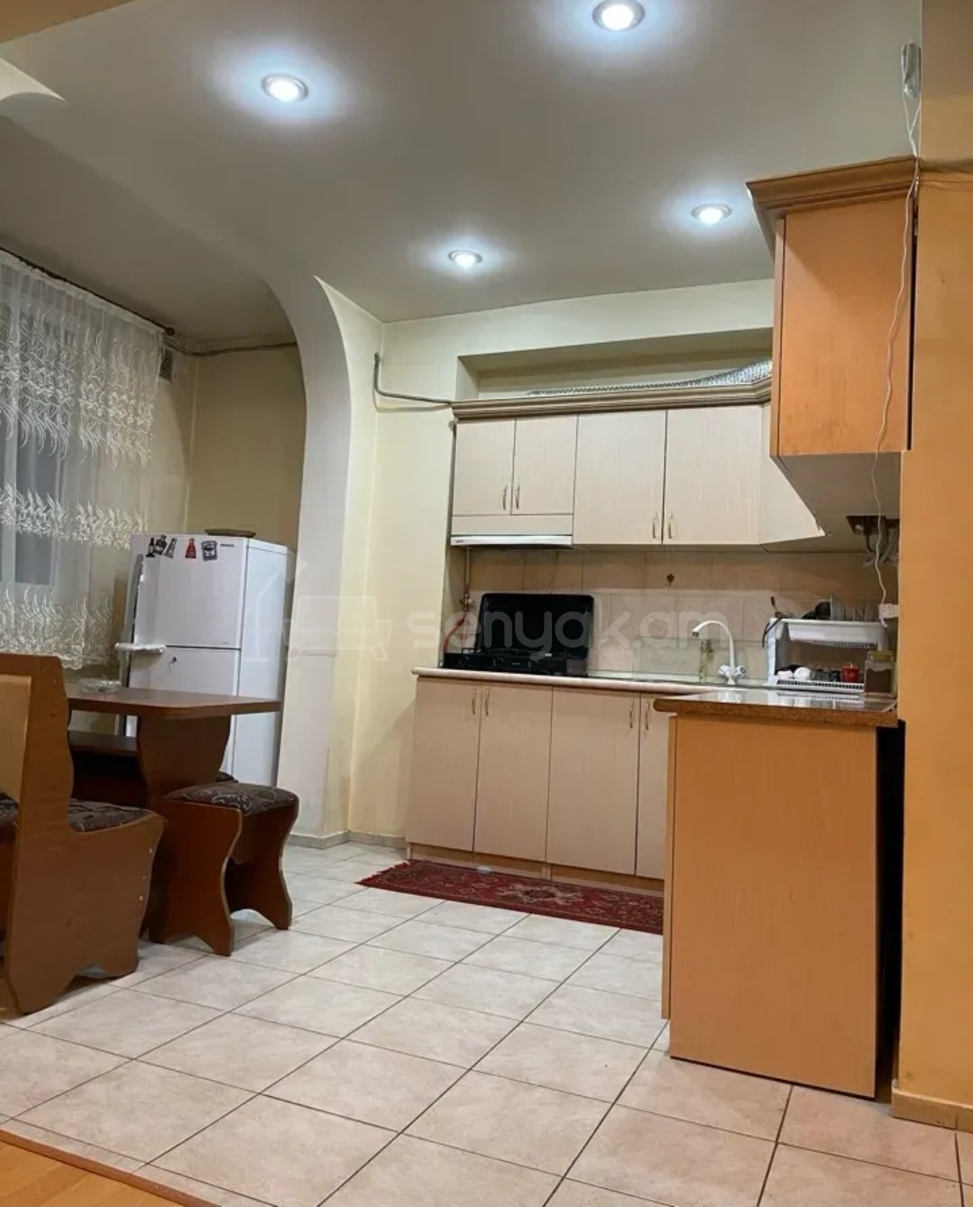 2 Սենյականոց Բնակարան, 45քմ, 8/9 հարկ, Նորմալ Վիճակում, Կահավորված, Արևկող