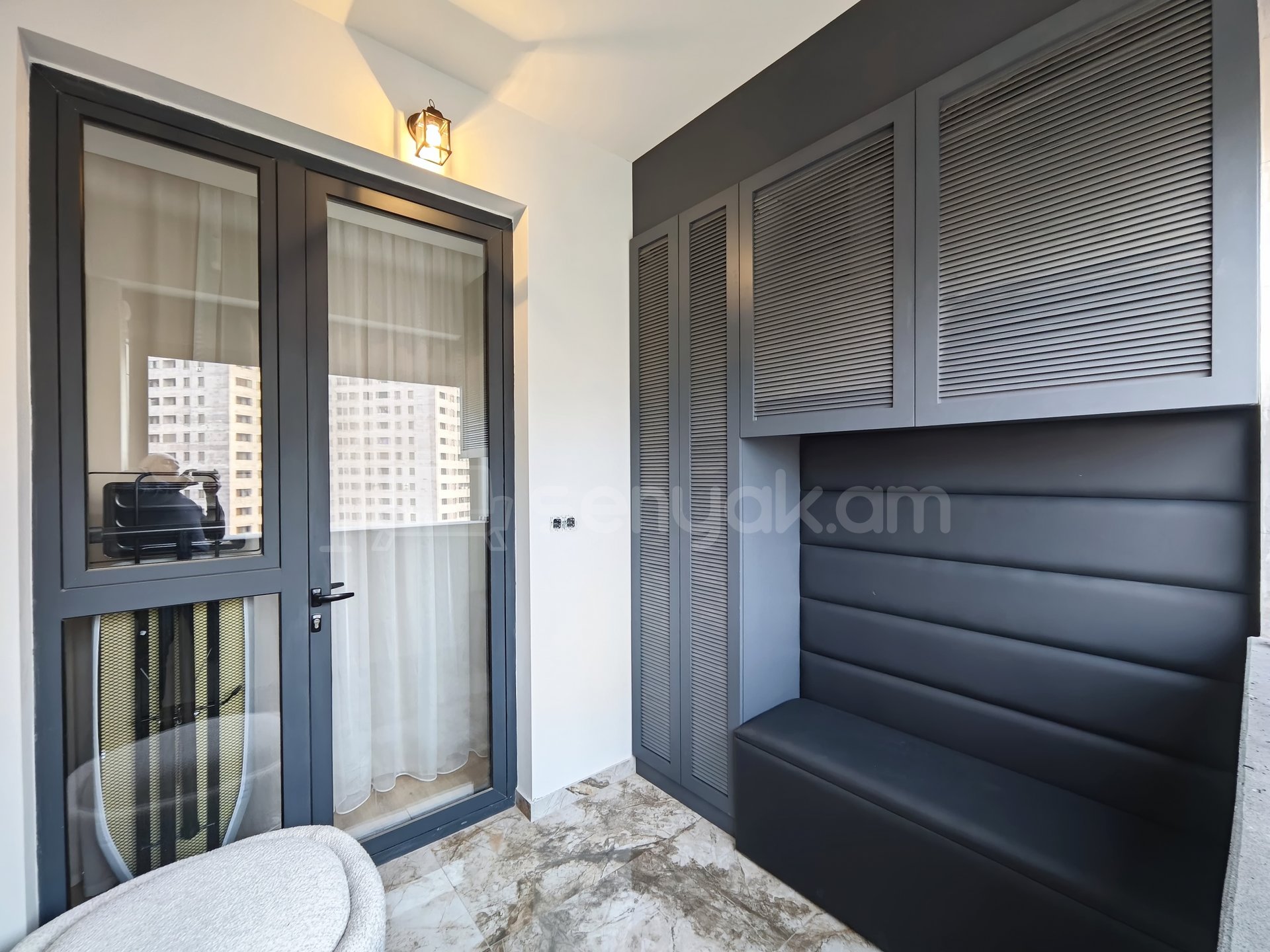 2 Սենյականոց Բնակարան Նորակառույցում, 75քմ, 8/16 հարկ, Դիզայներական Վերանորոգված