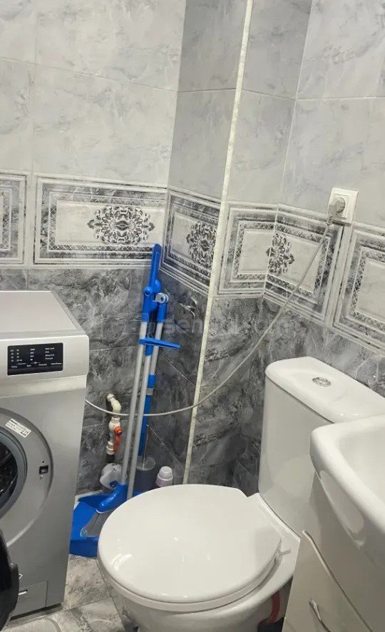 2 Սենյականոց Բնակարան Նորակառույց Քարե Շենքում, 25քմ, 2/5 հարկ, Կապիտալ Վերանորոգված