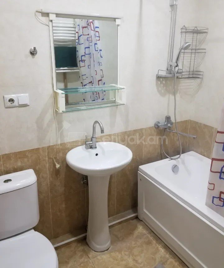 3 Սենյականոց Բնակարան Նորակառույցում, 73քմ, 13/14 հարկ, Կոսմետիկ Վերանորոգված