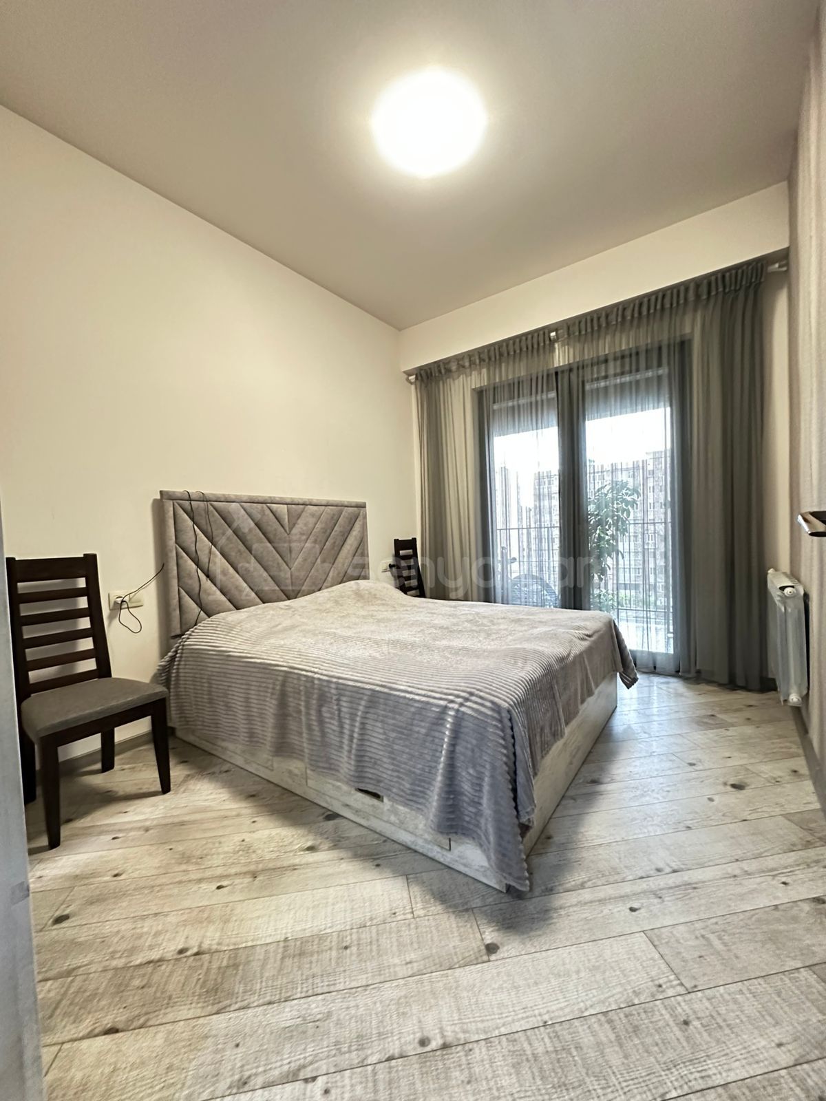 3 Սենյականոց Բնակարան Նորակառույցում, 76քմ, 4/13 հարկ, Դիզայներական Վերանորոգված