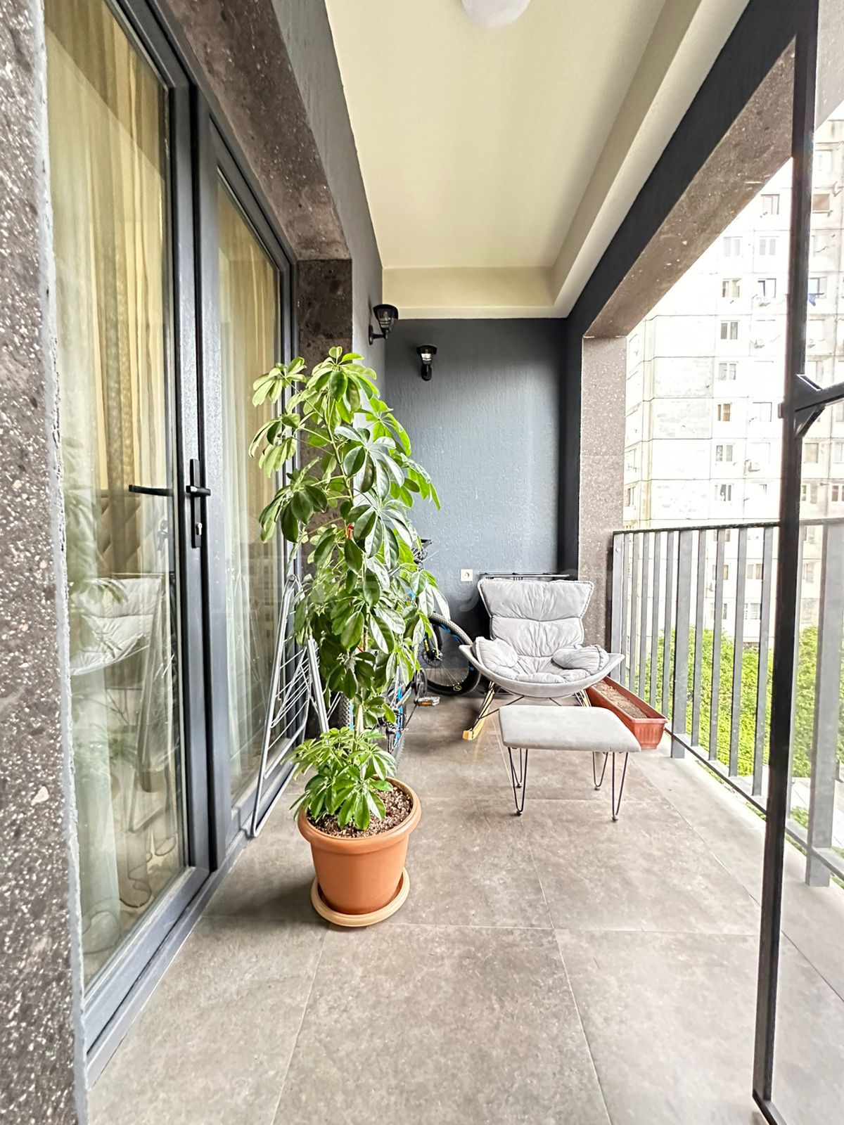 3 Սենյականոց Բնակարան Նորակառույցում, 76քմ, 4/13 հարկ, Դիզայներական Վերանորոգված
