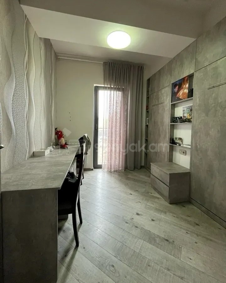 3 Սենյականոց Բնակարան Նորակառույցում, 76քմ, 4/13 հարկ, Դիզայներական Վերանորոգված