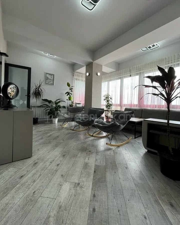 3 Սենյականոց Բնակարան Նորակառույցում, 76քմ, 4/13 հարկ, Դիզայներական Վերանորոգված