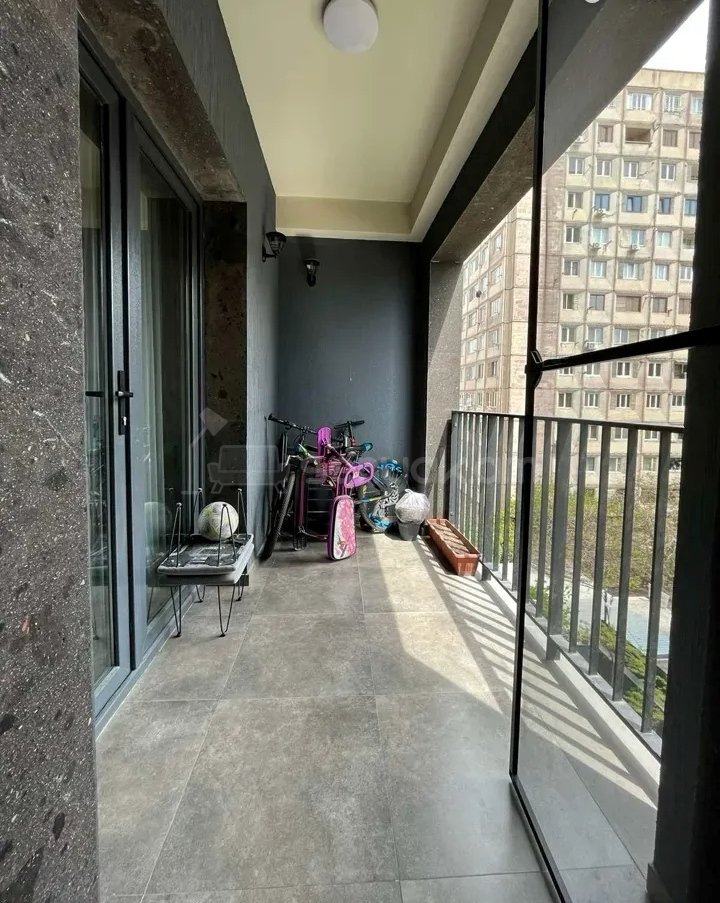 3 Սենյականոց Բնակարան Նորակառույցում, 76քմ, 4/13 հարկ, Դիզայներական Վերանորոգված