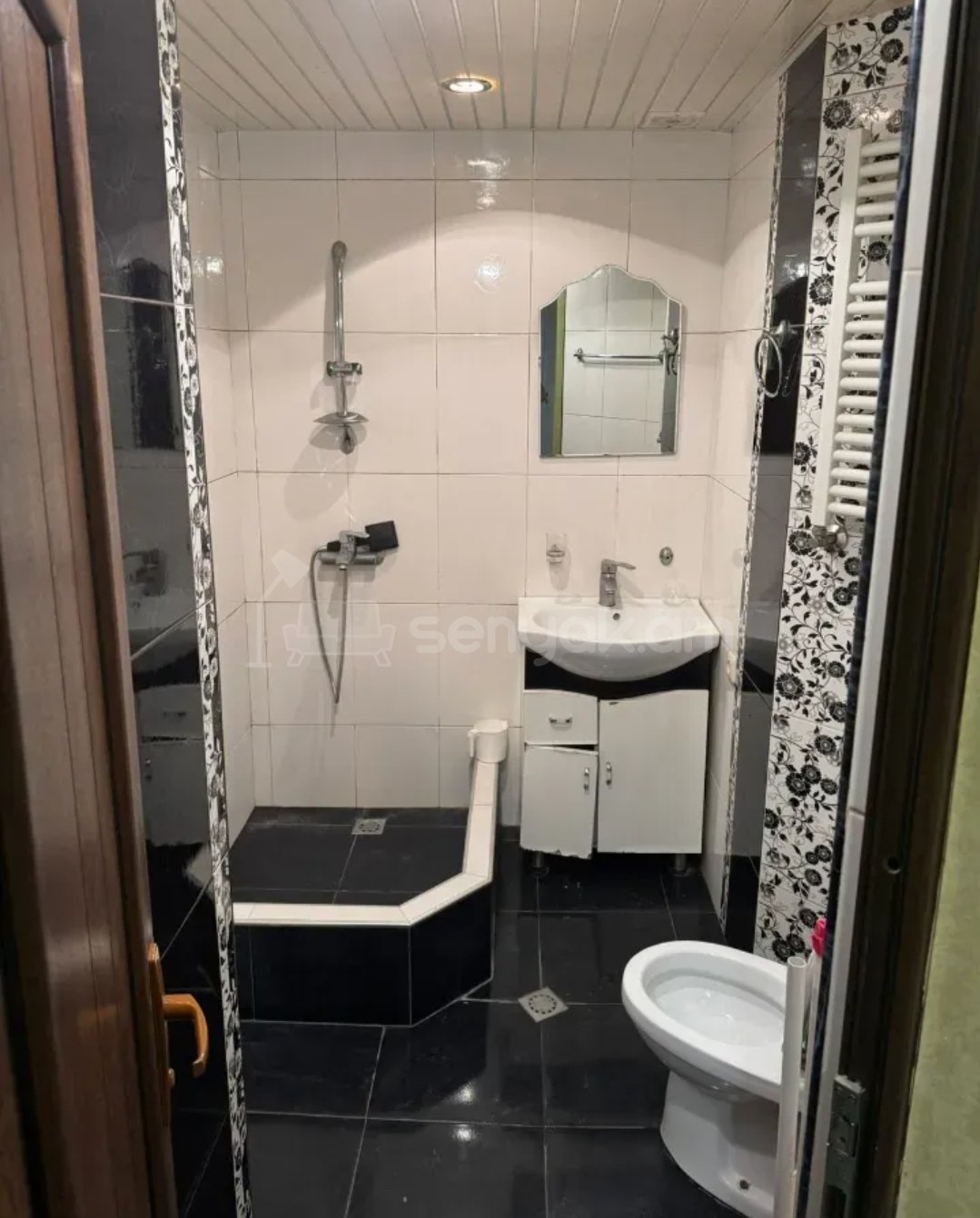 3 Սենյականոց Բնակարան, 71քմ, 7/16 հարկ, Կապիտալ Վերանորոգված