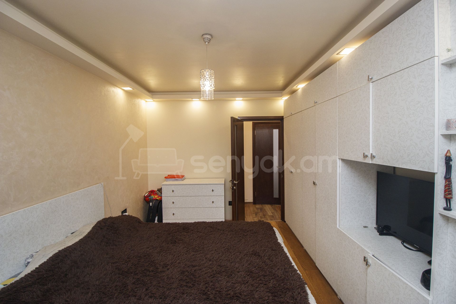 3 Սենյականոց Բնակարան, 92քմ, 5/9 հարկ, Կապիտալ Վերանորոգված