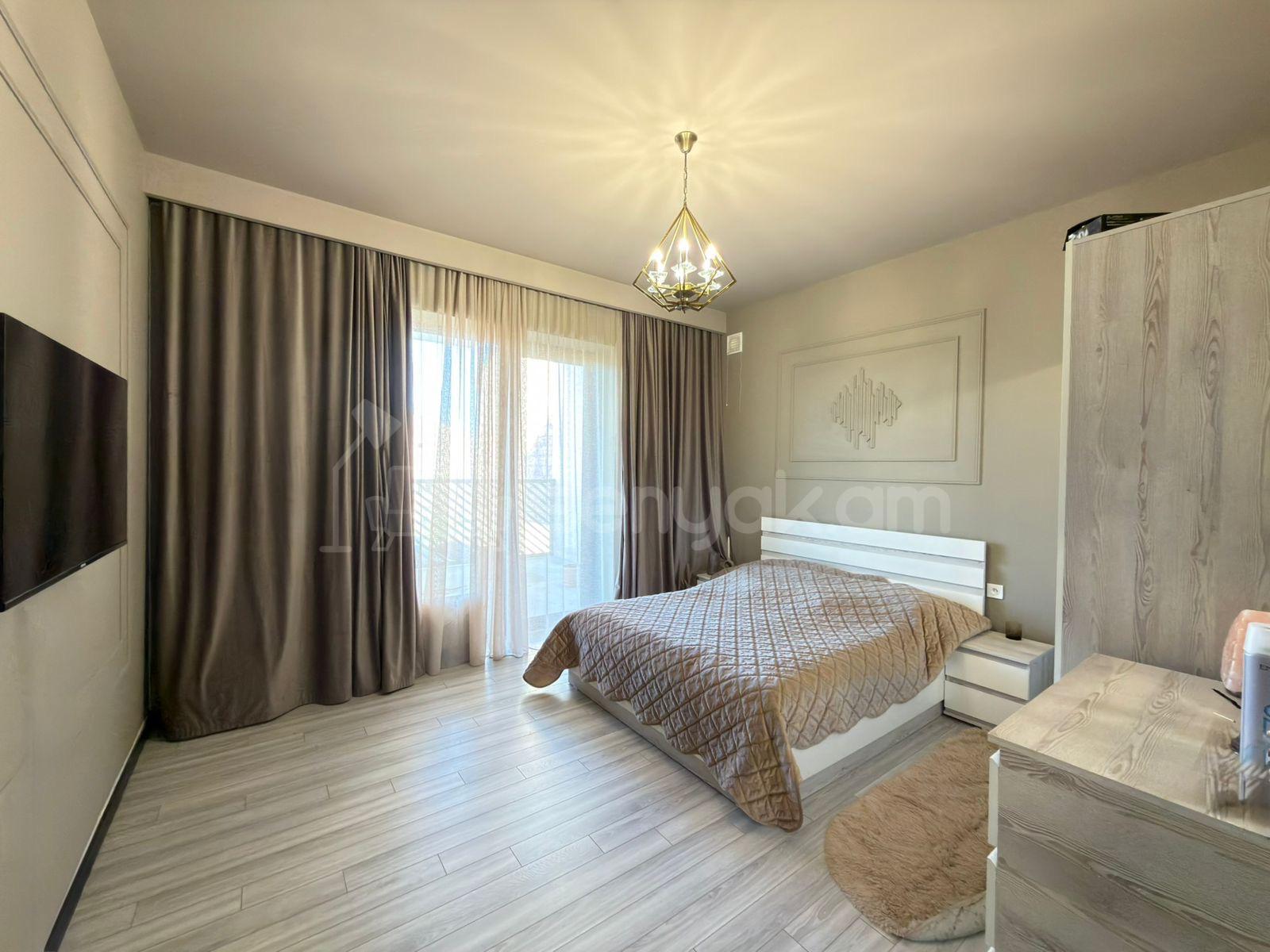 6 Սենյականոց Շքեղ Առանձնատուն, 250քմ, Կահավորված