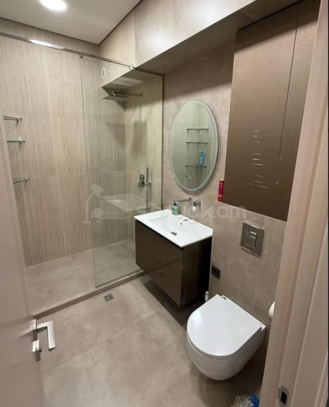 3 Սենյականոց Բնակարան Նորակառույցում, 86քմ, 13/16 հարկ, Դիզայներական Վերանորոգված, Կահավորված