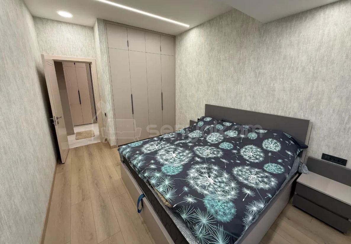 3 Սենյականոց Բնակարան Նորակառույցում, 86քմ, 13/16 հարկ, Դիզայներական Վերանորոգված, Կահավորված