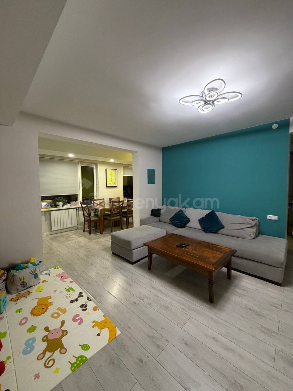 3 Սենյականոց Բնակարան, 85քմ, 12/14 հարկ, Դիզայներական Վերանորոգված