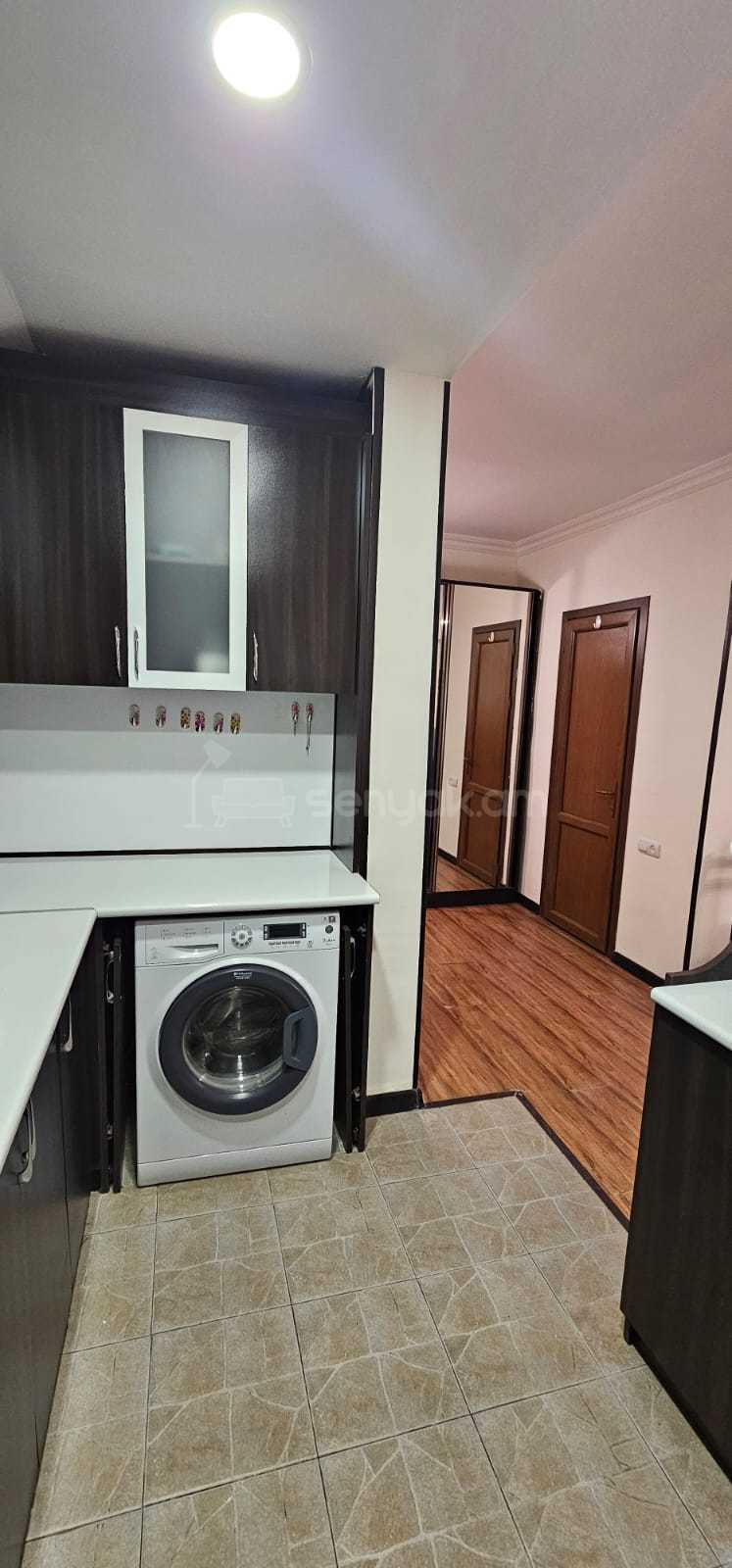 2 Սենյականոց Բնակարան, 43քմ, 1/9 հարկ, Նորմալ Վիճակում