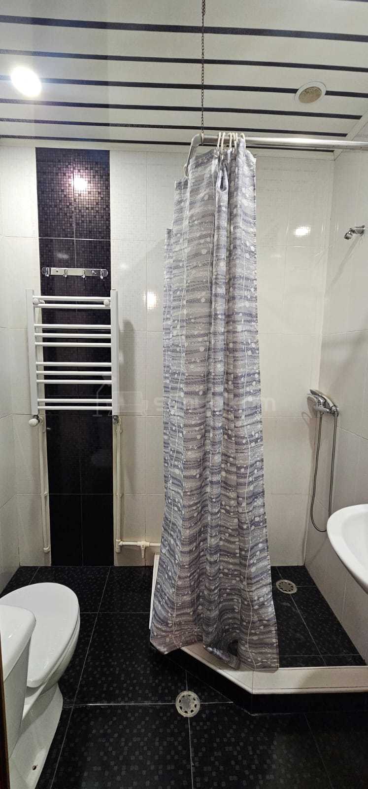 2 Սենյականոց Բնակարան, 43քմ, 1/9 հարկ, Նորմալ Վիճակում