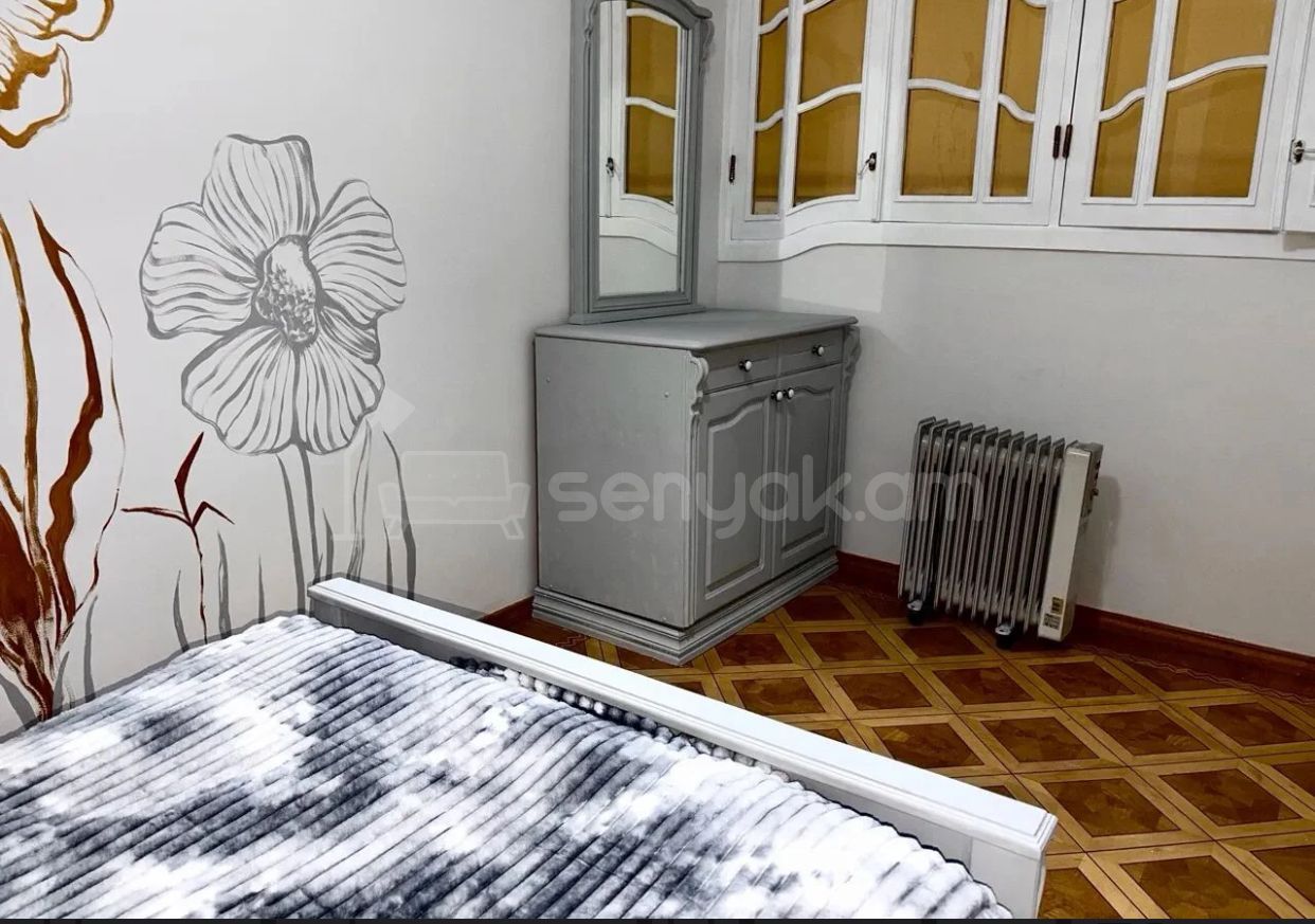 3 Սենյականոց Բնակարան Քարե Շենքում, 76քմ, 5/8 հարկ, Դիզայներական Վերանորոգված, Կահավորված, Արևկող