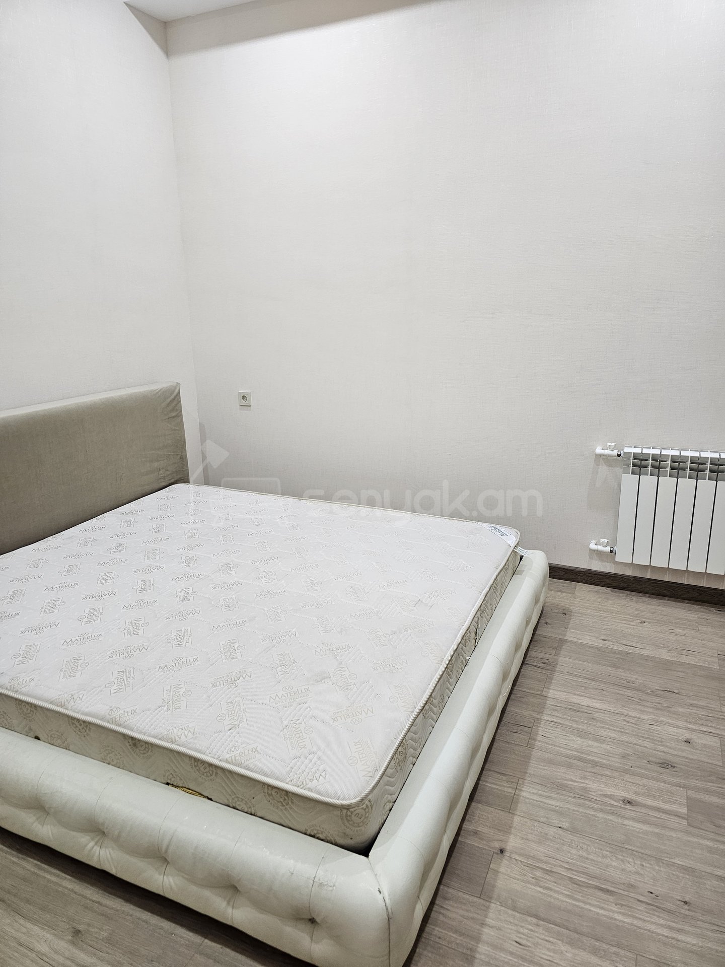 1 Սենյականոց Բնակարան Նորակառույցում, 58քմ, 18/20 հարկ, Դիզայներական Վերանորոգված, Կահավորված