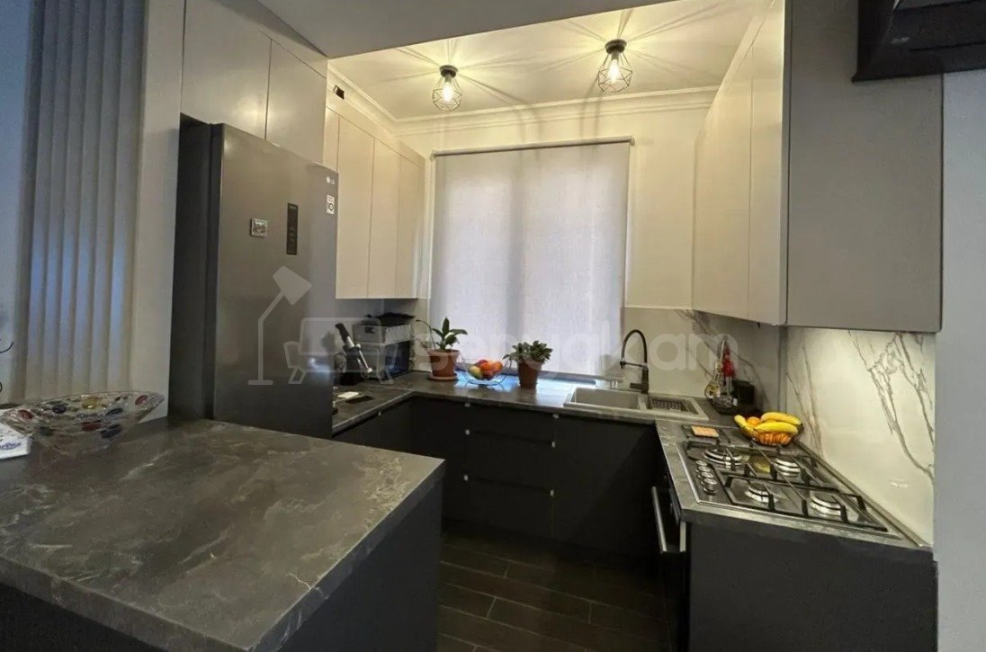 2 Սենյականոց Բնակարան Նորակառույցում, 55քմ, 8/19 հարկ, Դիզայներական Վերանորոգված, Կահավորված, Արևկող