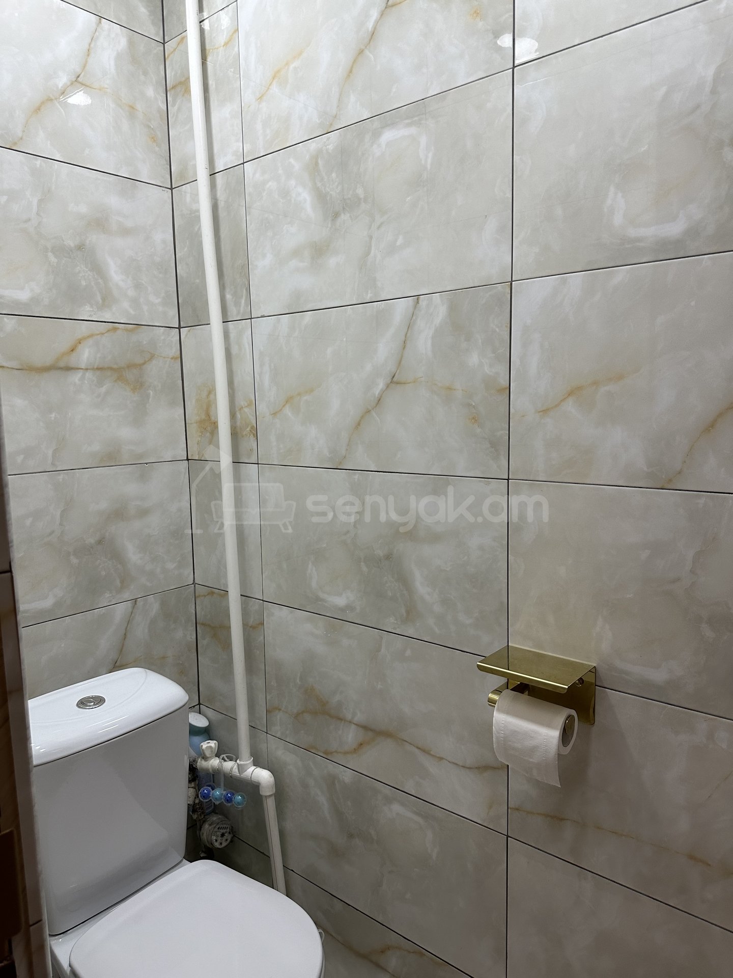 3 Սենյականոց Բնակարան Քարե Շենքում, 90քմ, 4/5 հարկ, Կապիտալ Վերանորոգված