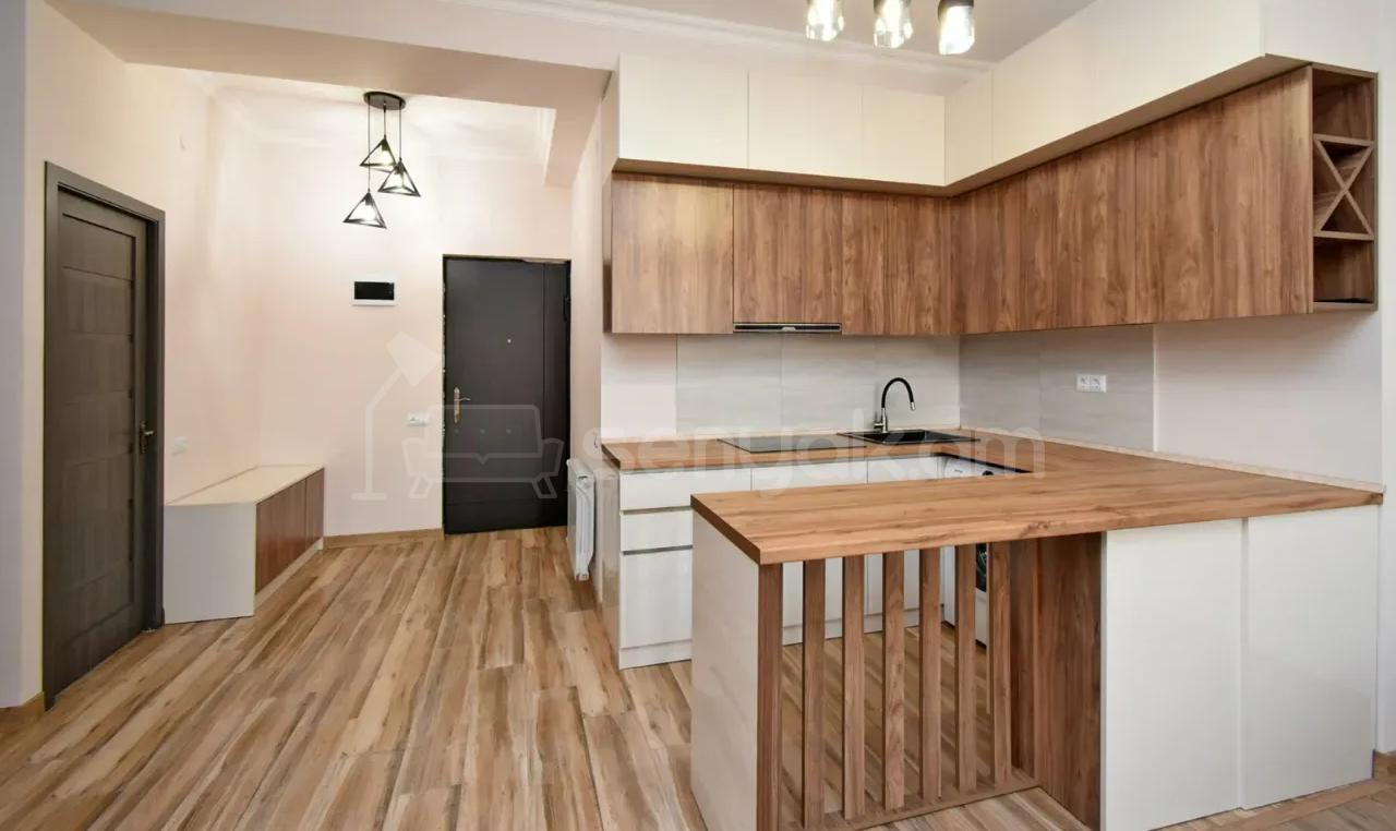 2 Սենյականոց Բնակարան, 57քմ, 4/9 հարկ, Դիզայներական Վերանորոգված, Կահավորված, Արևկող