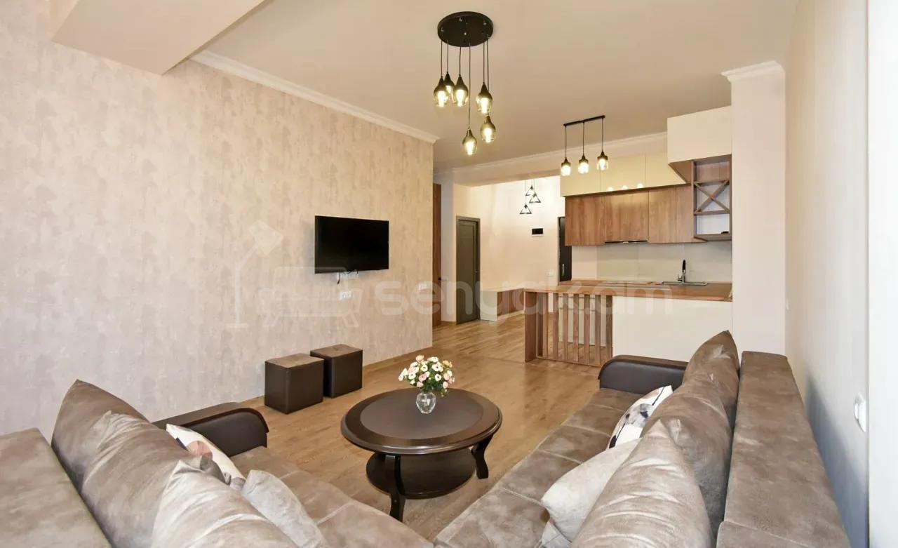 2 Սենյականոց Բնակարան, 57քմ, 4/9 հարկ, Դիզայներական Վերանորոգված, Կահավորված, Արևկող