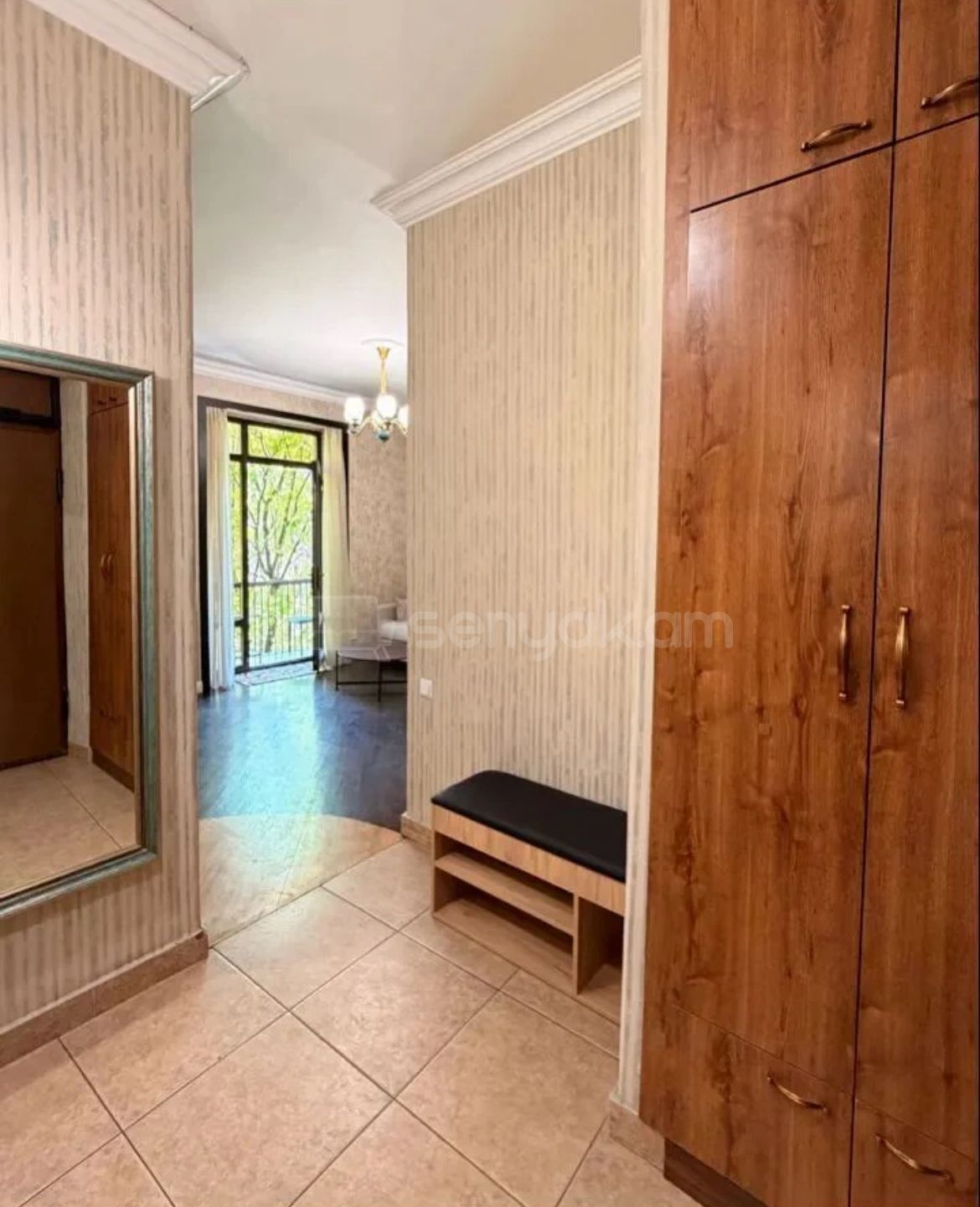 2 Սենյականոց Բնակարան Քարե Շենքում, 45քմ, 3/6 հարկ, Կապիտալ Վերանորոգված, Կահավորված, Արևկող