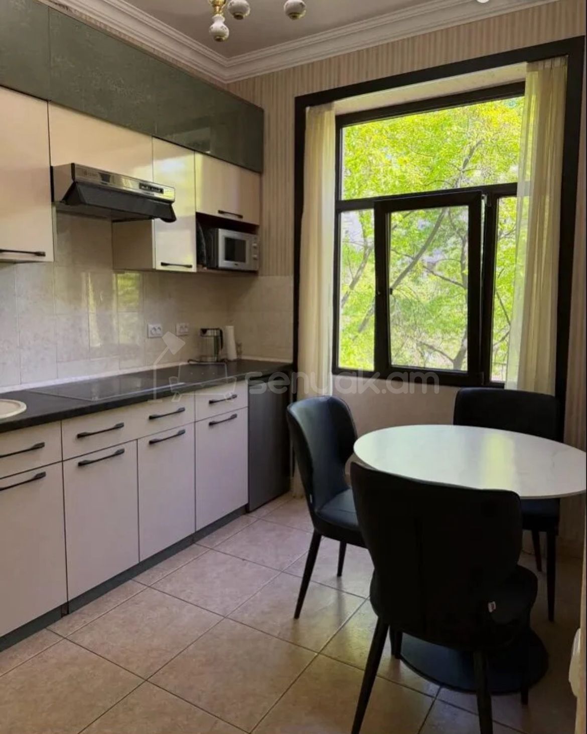 2 Սենյականոց Բնակարան Քարե Շենքում, 45քմ, 3/6 հարկ, Կապիտալ Վերանորոգված, Կահավորված, Արևկող