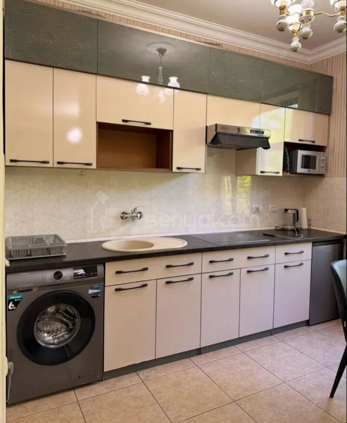 2 Սենյականոց Բնակարան Քարե Շենքում, 45քմ, 3/6 հարկ, Կապիտալ Վերանորոգված, Կահավորված, Արևկող