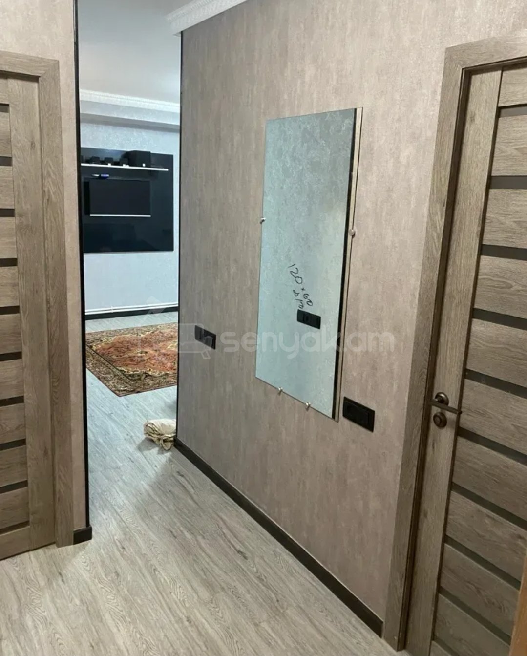 2 Սենյականոց Բնակարան, 42քմ, 9/9 հարկ, Կապիտալ Վերանորոգված, Կահավորված, Արևկող