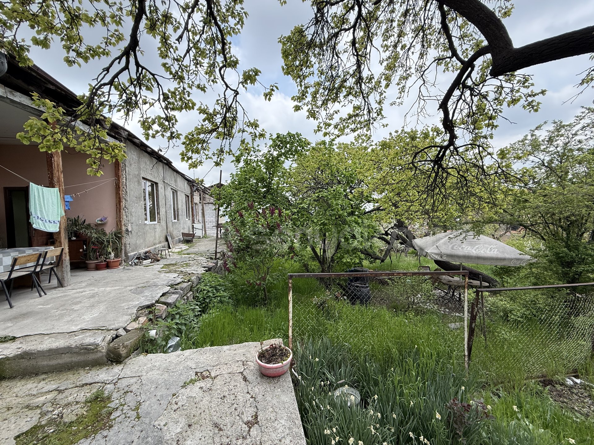 Բնակելի Նշանակության Հողատարածք, 1800քմ, Խմելու Ջրով, Էլեկտրականությամբ, Պարսպապատ