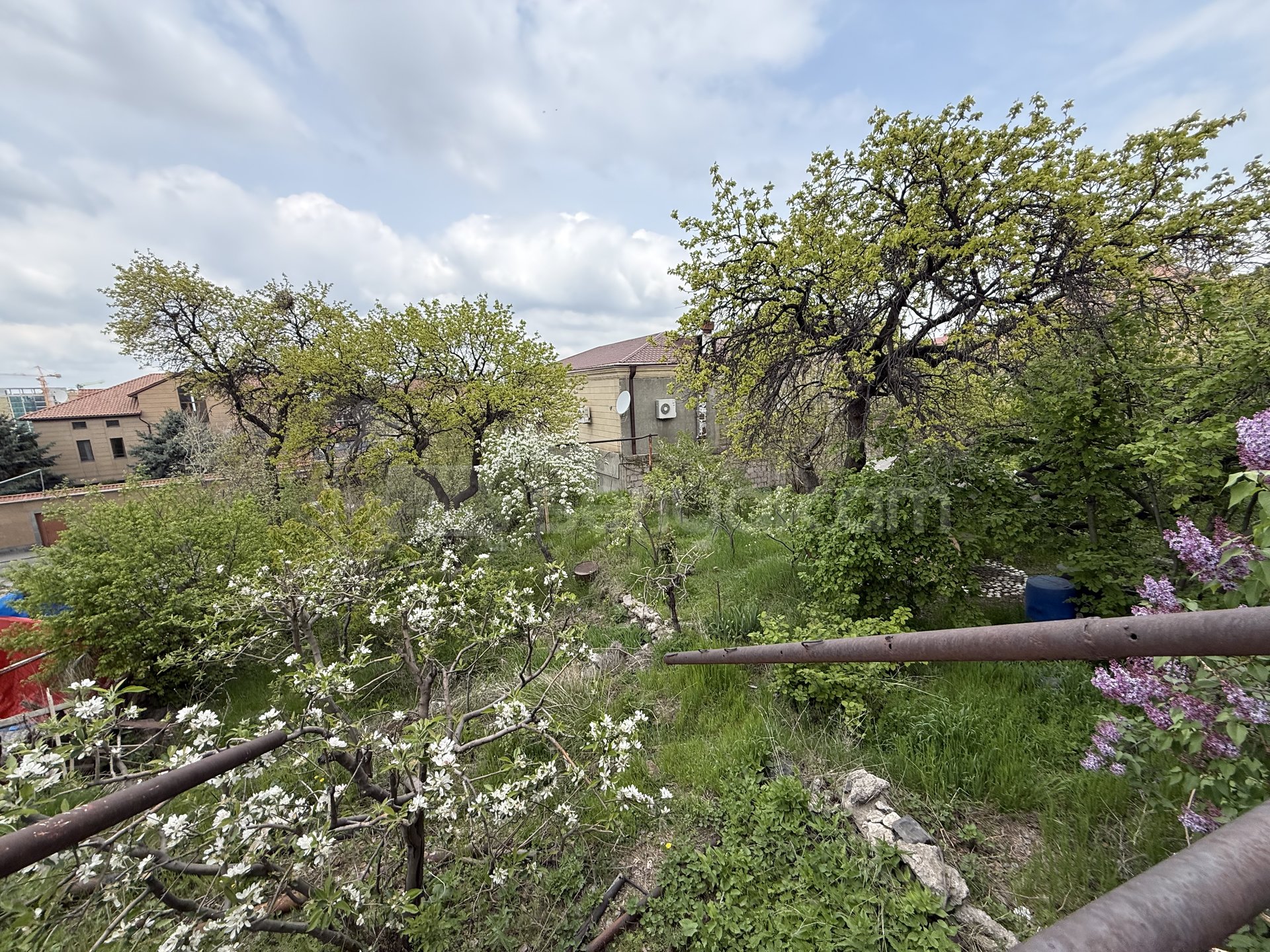 Բնակելի Նշանակության Հողատարածք, 1800քմ, Խմելու Ջրով, Էլեկտրականությամբ, Պարսպապատ