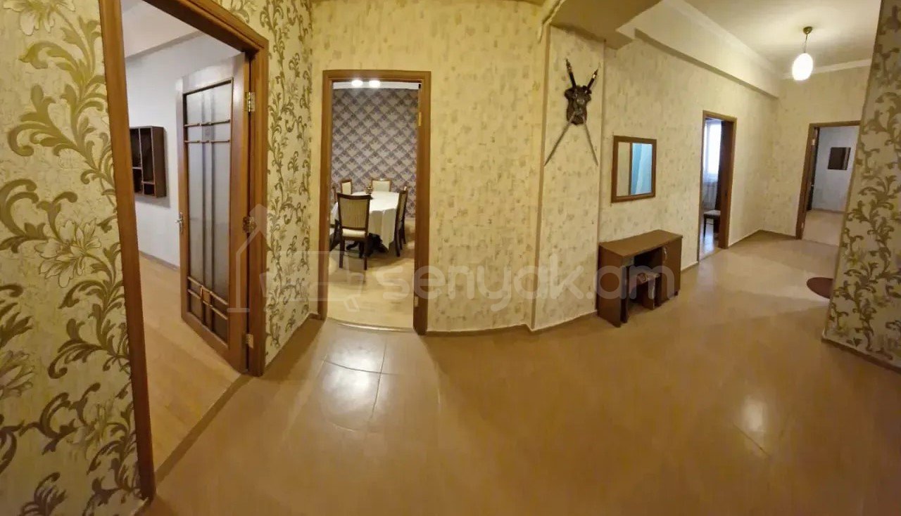 4 Սենյականոց Բնակարան Նորակառույցում, 109քմ, 14/14 հարկ, Կապիտալ Վերանորոգված