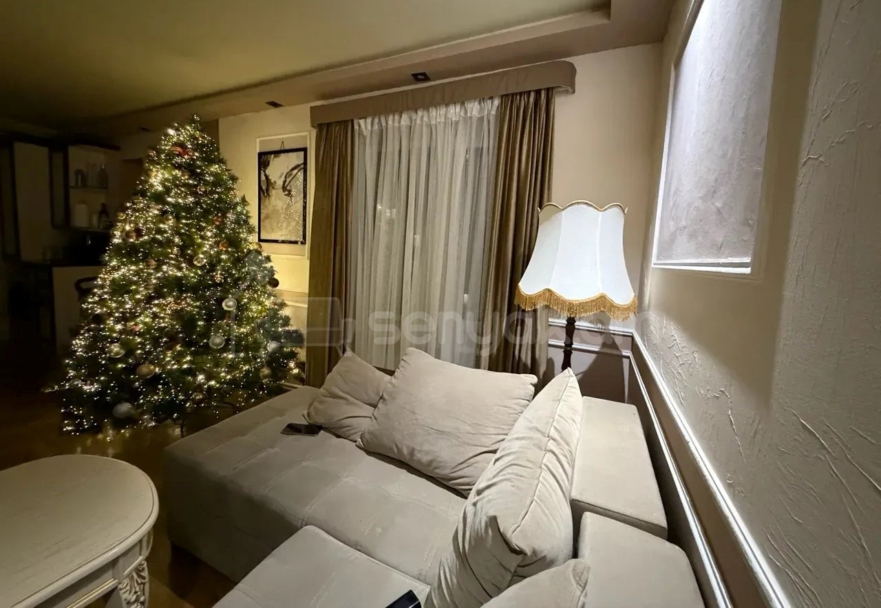 3 Սենյականոց Բնակարան Քարե Շենքում, 70քմ, 2/5 հարկ, Կապիտալ Վերանորոգված