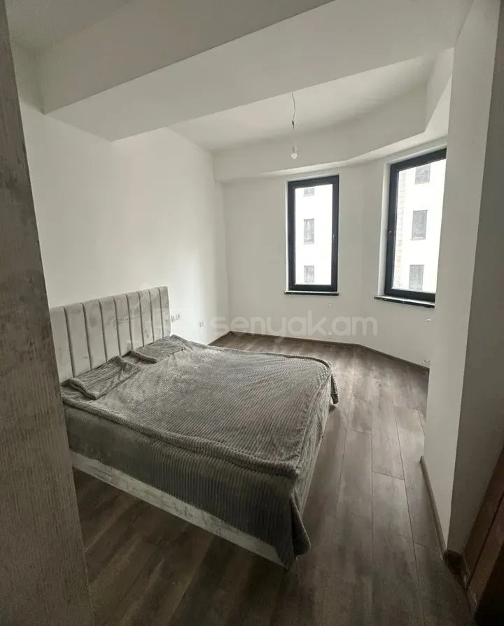 3 Սենյականոց Բնակարան, 90քմ, 7/12 հարկ, Կապիտալ Վերանորոգված