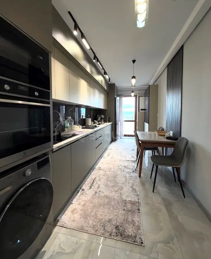 3 Սենյականոց Բնակարան Նորակառույցում, 107քմ, 3/12 հարկ, Կապիտալ Վերանորոգված